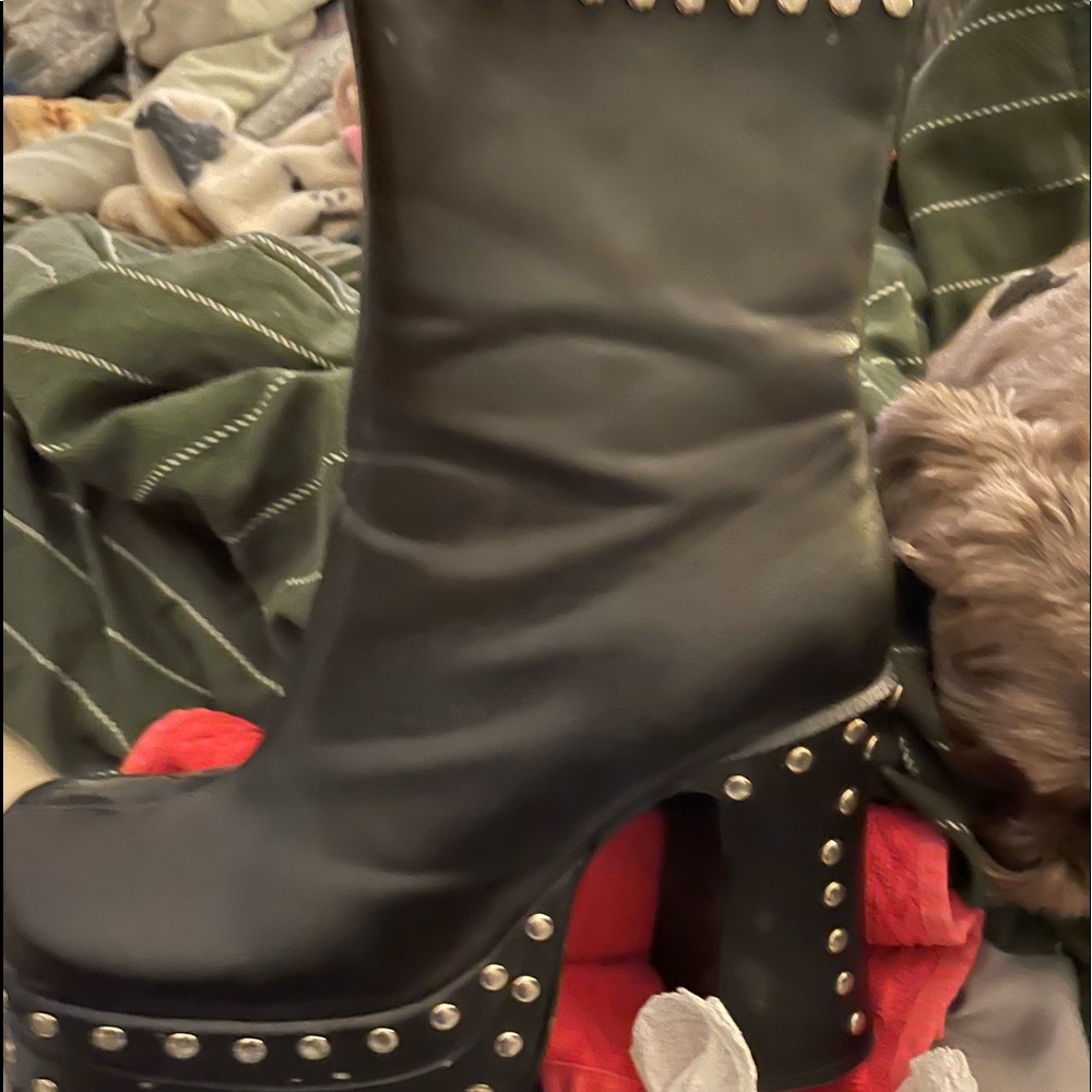 size 9 high heel platform boot with high heel